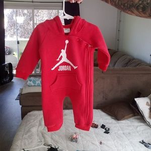 Jordan winter onsie-hoodie